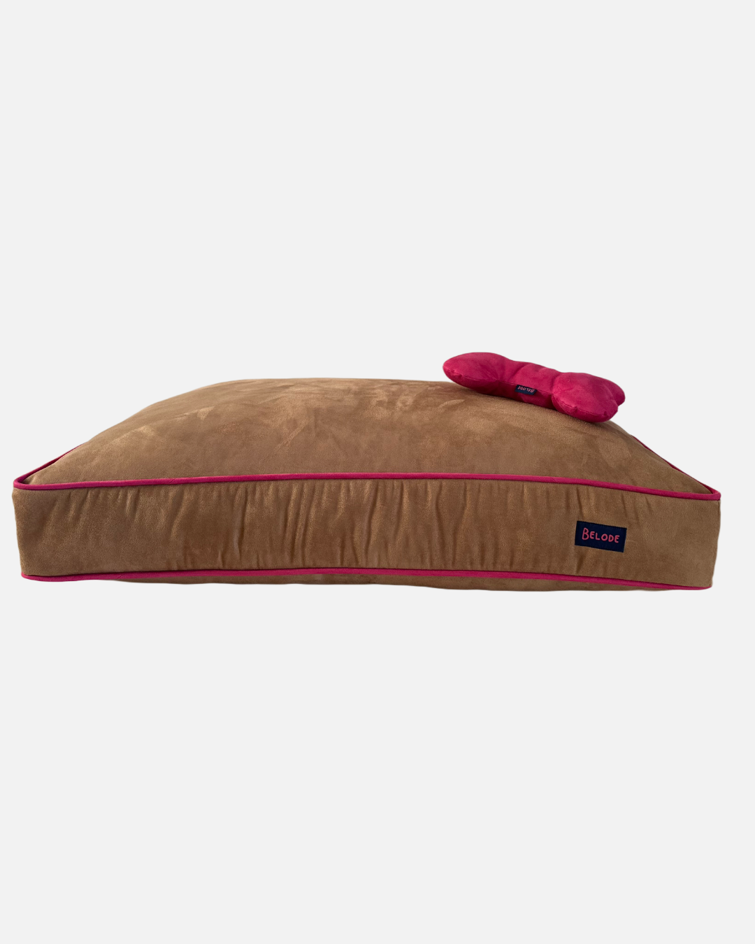 MOCHA MOUSSE DOG BED WITH PINK EDGING