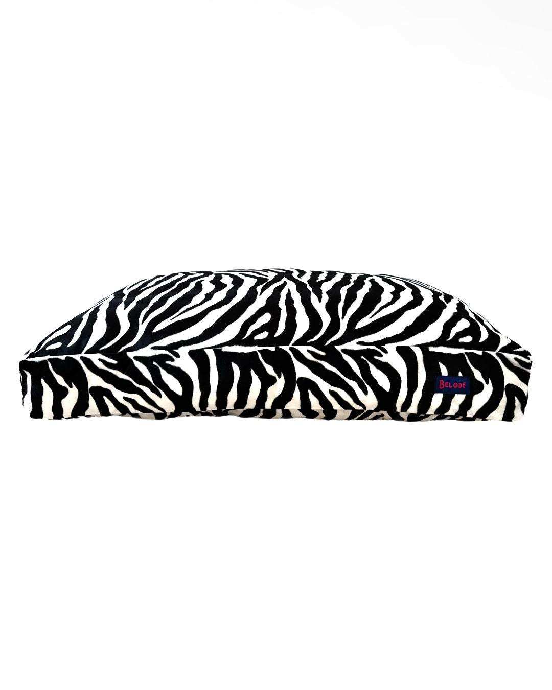 ZEBRA DOG BED WHITE/BLACK