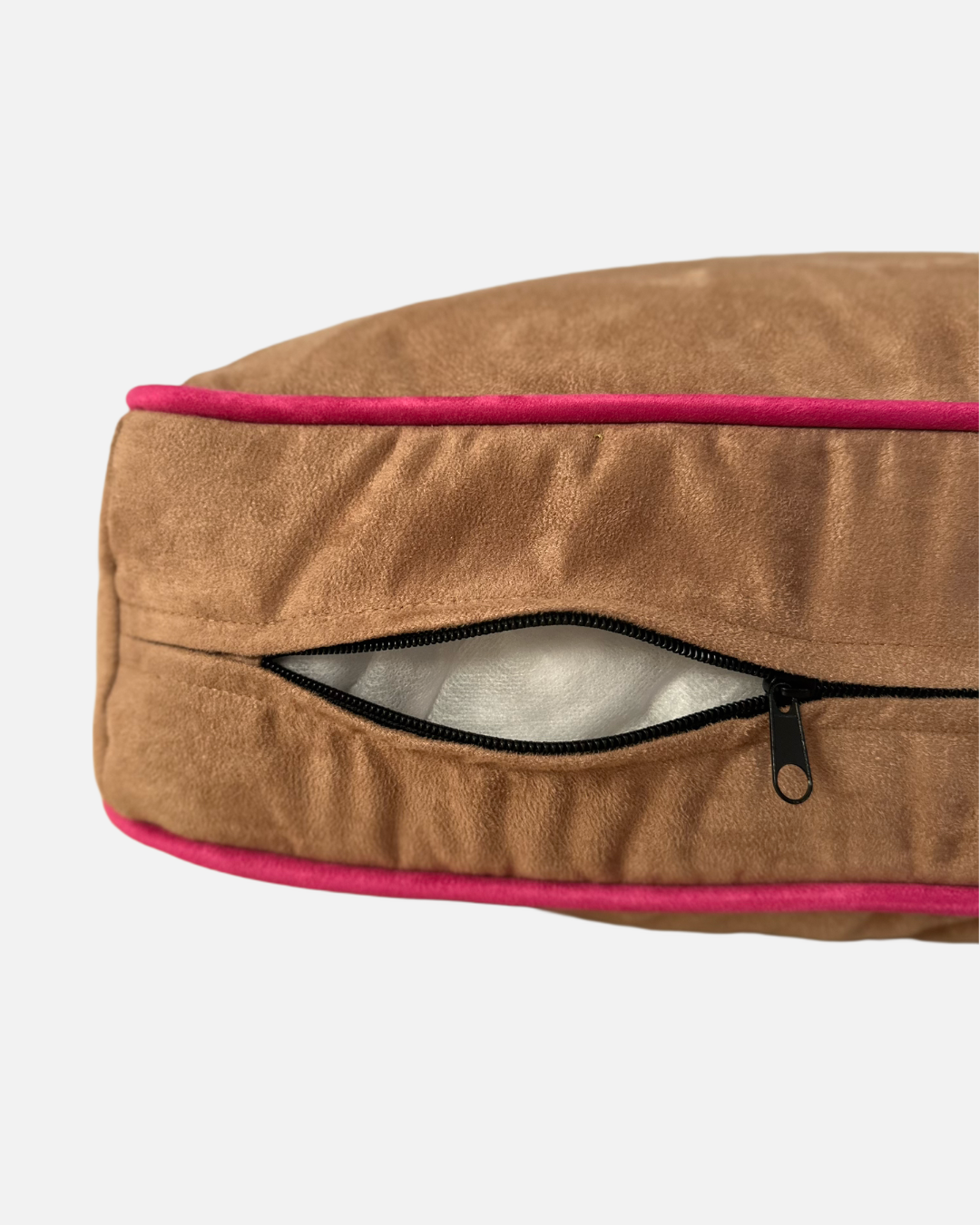 MOCHA MOUSSE DOG BED WITH PINK EDGING